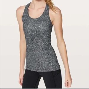 Lululemon speckled Cool Racerback Nulu. Size 6